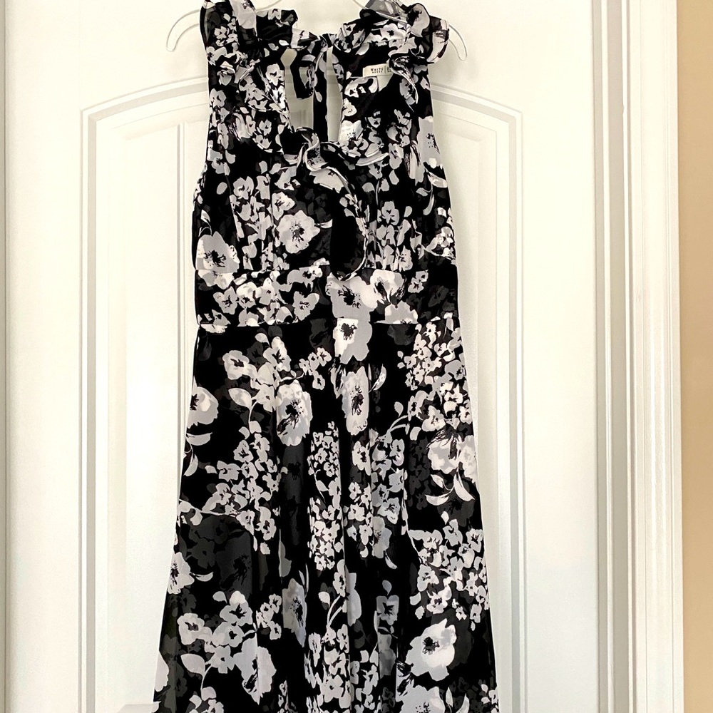 NWT White House Black Market Cocktail Dress, Size2